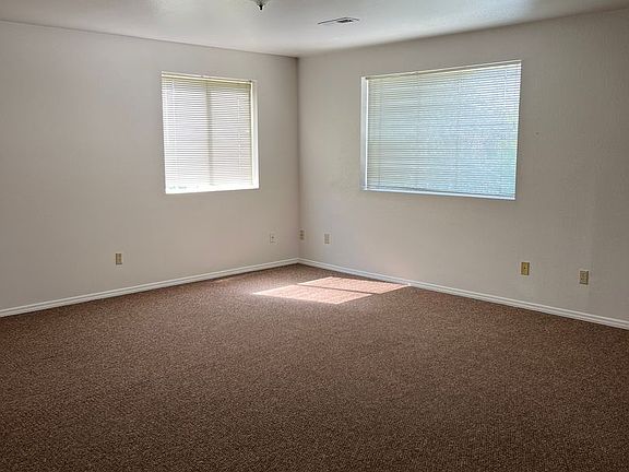 5th image of 207 10th St #B