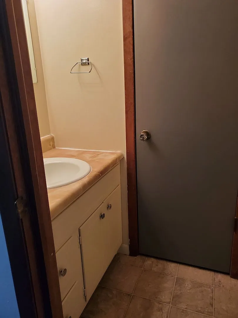 1440 Fir Avenue — Photo 2
