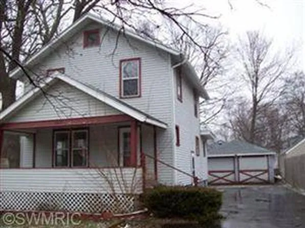 1315 E Cork St, Kalamazoo, MI 49001