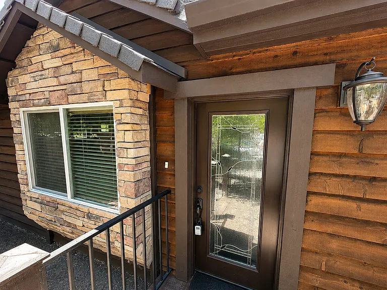 2245 Ceanothus Ave — Photo 24