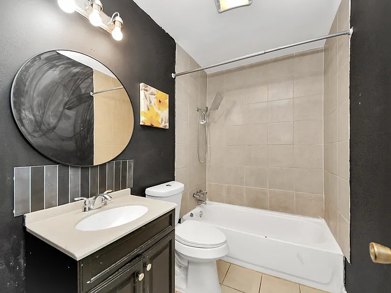 Shower tub combination