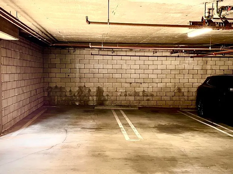 360 S Los Robles Ave #9 — Photo 30