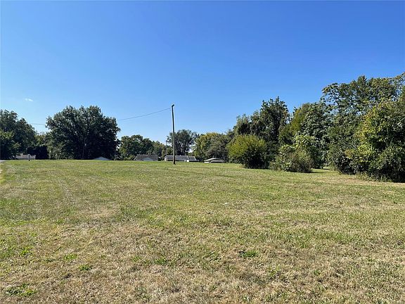 2nd image of 0 W Macarthur Dr W