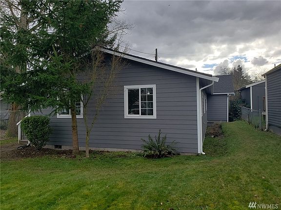 2nd image of 1012 S 40th St