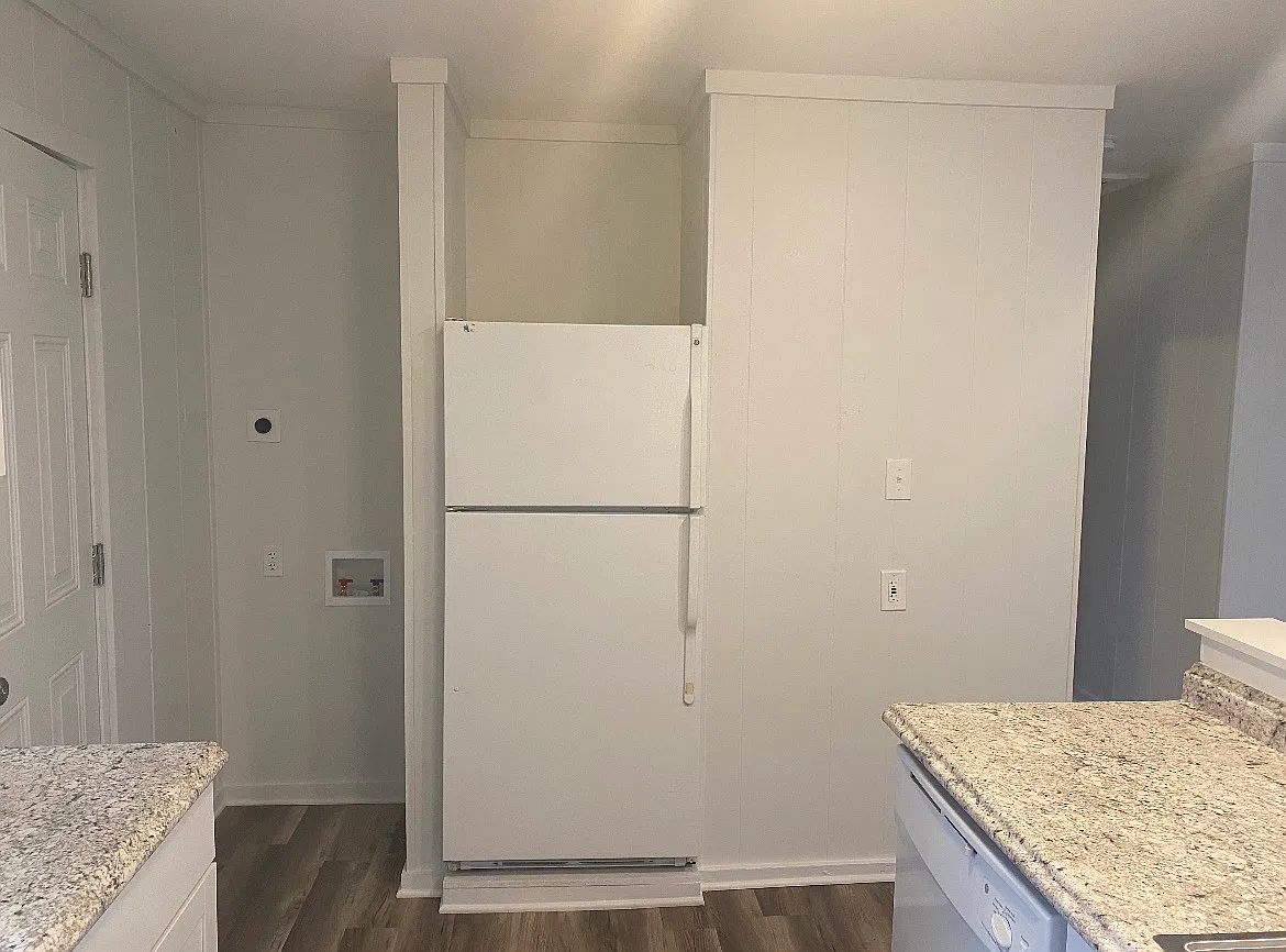 2 bed, 700 sqft, $1,400 — Photo 4