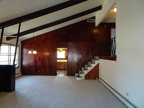 3rd image of 9333 S Massasoit Ave