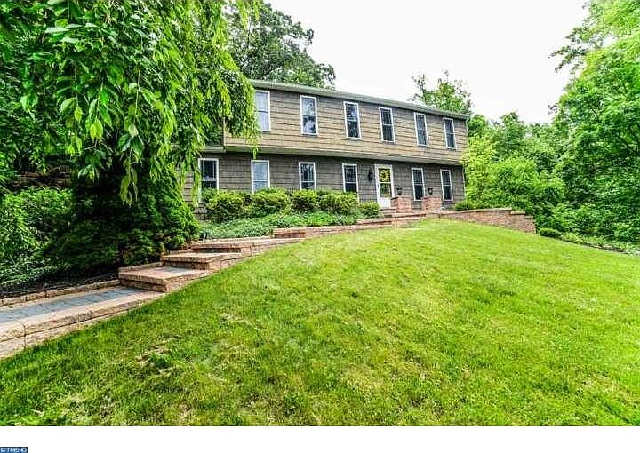 1st image of 34 McIlvain Dr