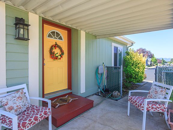 3rd image of 1289 Nadia Way