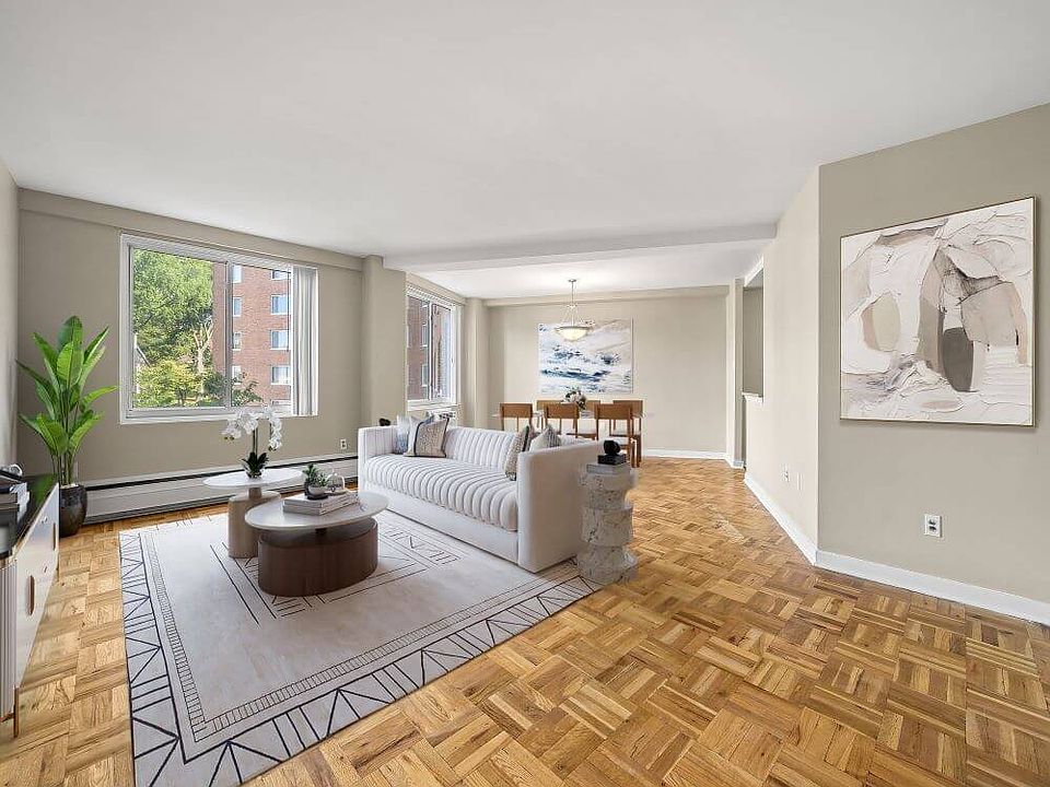 100-york-apartment-w305-1_finalr