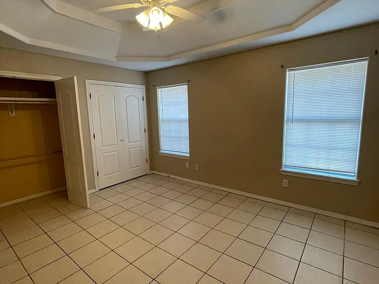 3110 Carson St #4 — Photo 4