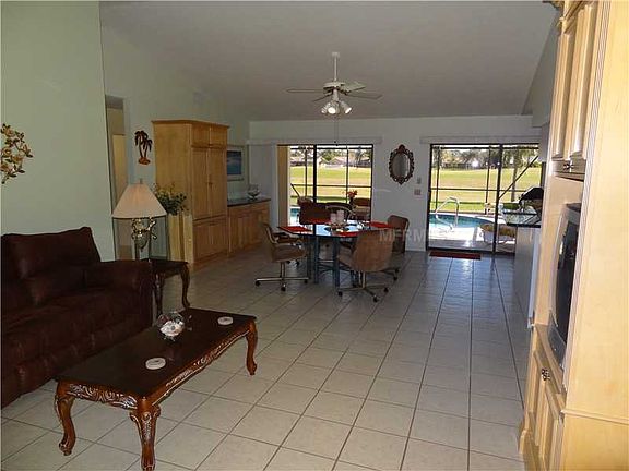 2nd image of 52 Bunker Ct
