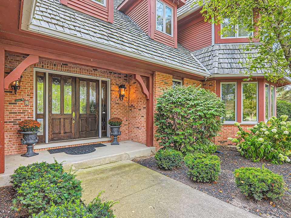 37418 N Fox Hill Dr, Wadsworth, IL 60083 | Zillow