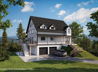 12 Truncali Dr, Marlboro, NY 12542