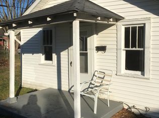 1215 1/2 Seborn Ave, Zanesville, OH 43701