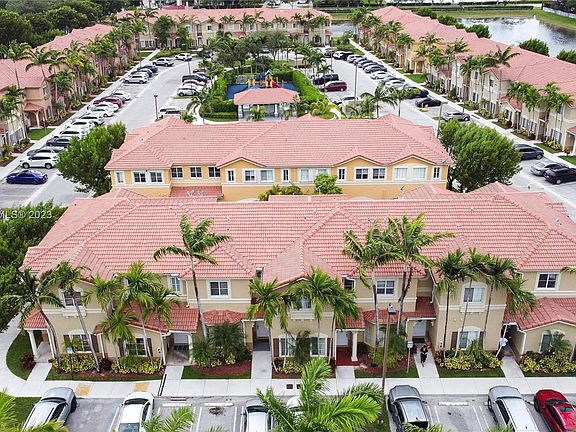 4th image of 8246 NW 108th Ave #216