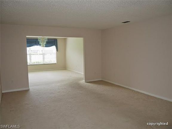 4th image of 1311 Medinah Dr