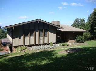 468 Mount Vista Dr, Lynchburg, VA 24504