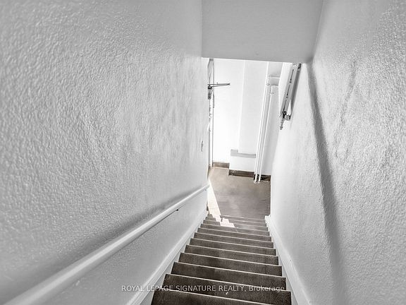 2nd image of 2260 Eglinton Ave W
