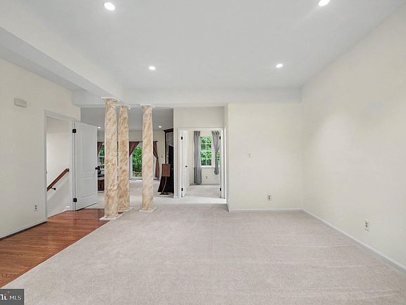 5th image of 15452 Cagney Ct