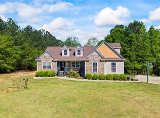 140 Buckeye Trails Dr, Commerce, GA 30530