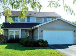 1029 Legrande Ave, Aurora, IL 60506