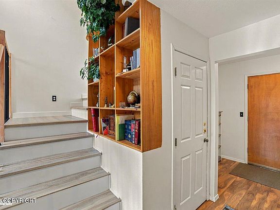 4th image of 5840 Jordan Cir
