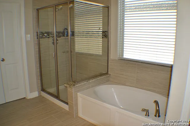 3127 Pinecone Cv — Photo 15