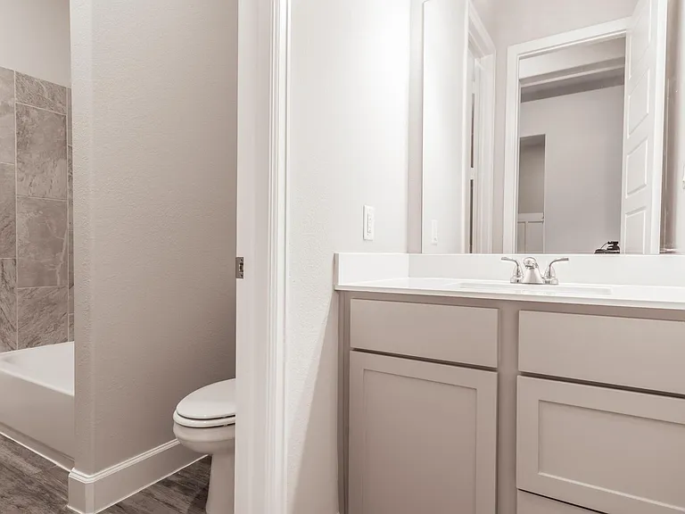 2933 Saltwood Ct — Photo 22