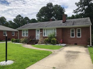 83 Church St, Poquoson, VA 23662