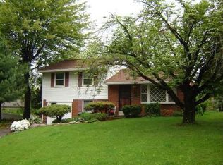 3063 Sussex Rd, Allentown, PA 18103