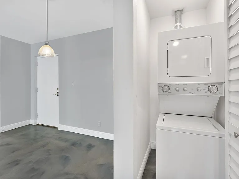 470 NW 20th St #3070 — Photo 11