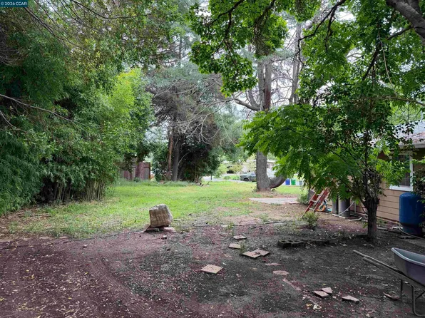 1038 Johnston St, Napa, CA 94558