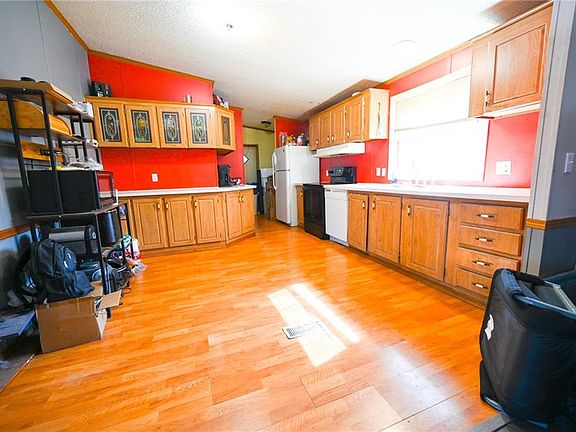 4th image of 20908 County Road 283