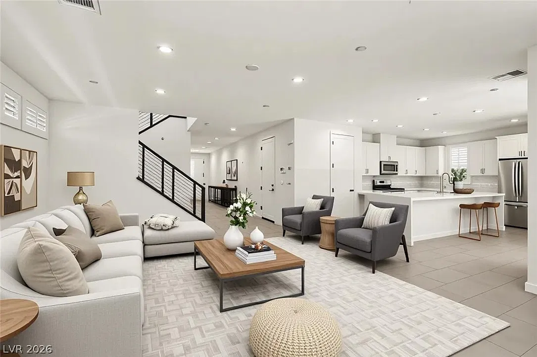 4 bed, 3.0 bath, 2736 sqft, $3,000 — Photo 3