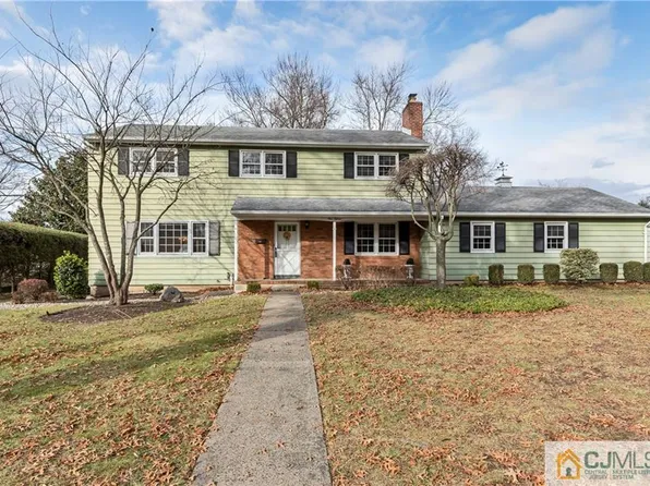 115 Whispering Hills Rd, South Plainfield, NJ 07080