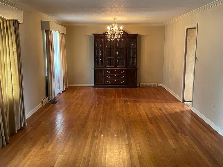 225 Kitchings Dr — Photo 9