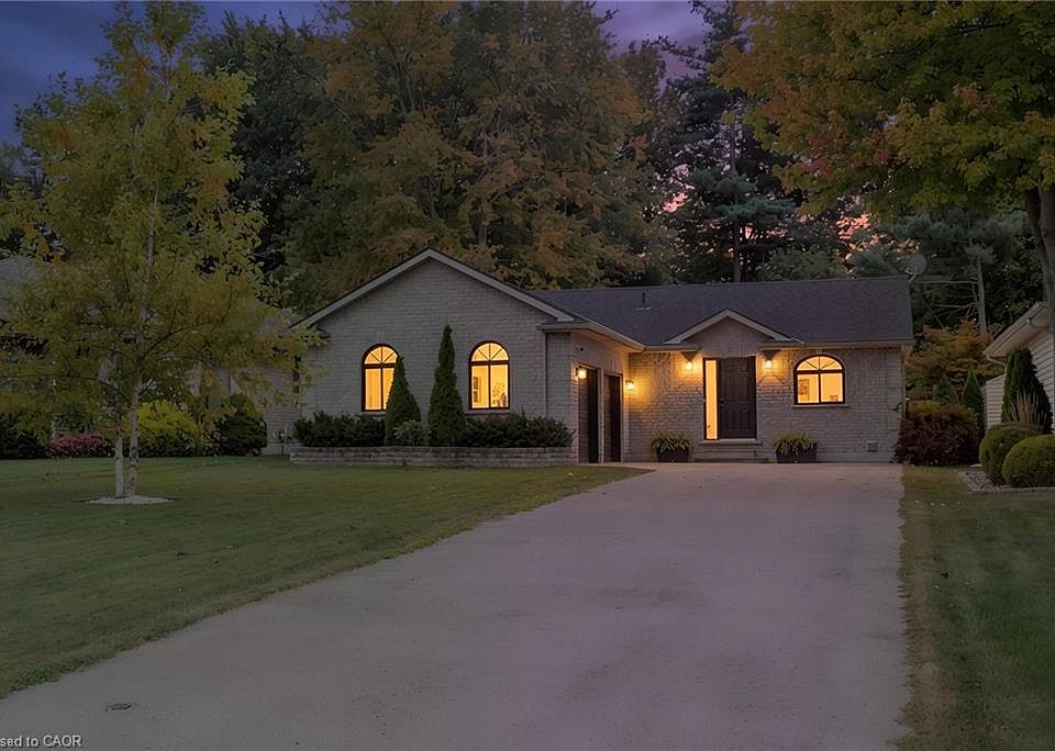 1st image of 53 Hawtrey Rd