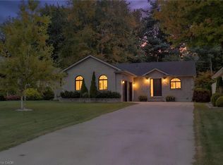 53 Hawtrey Rd, Norfolk County, ON N4B2W5