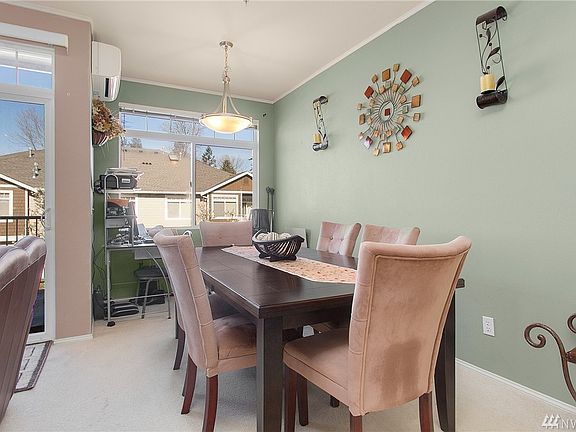 4th image of 705 241st Lane Se