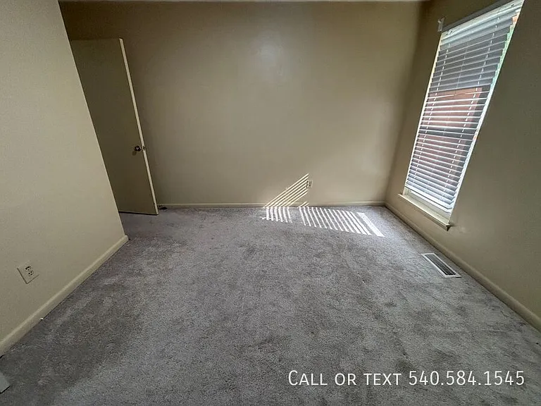 6421 Orchard View Ln — Photo 36