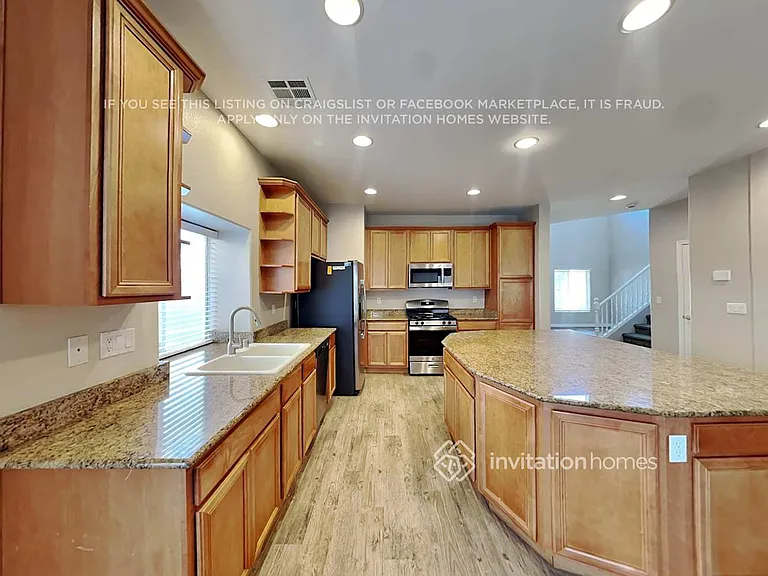 10891 Vestone St — Photo 9