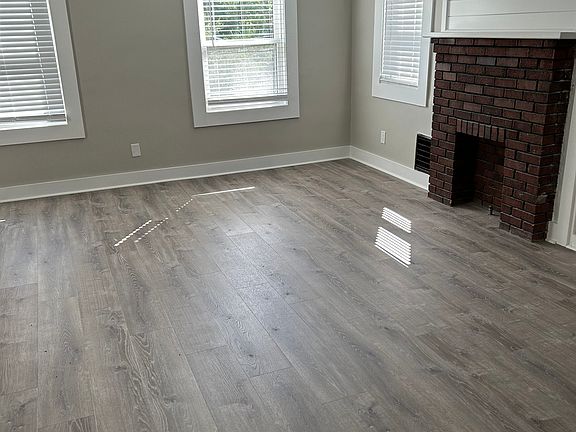 5th image of 90 W Dodridge St