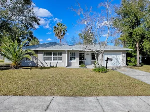 2729 Westland Rd, Mount Dora, FL 32757