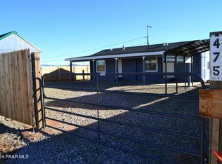 475 W Bermuda Ln, Paulden, AZ 86334