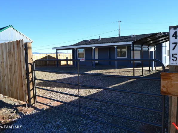 475 W Bermuda Ln, Paulden, AZ 86334