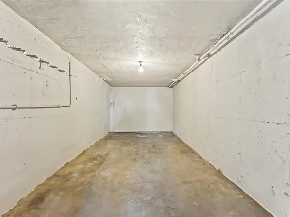 2726 East 27th Street image 23 of 29