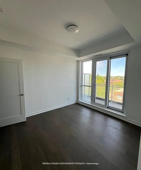 8888 Yonge St #323 — Photo 4