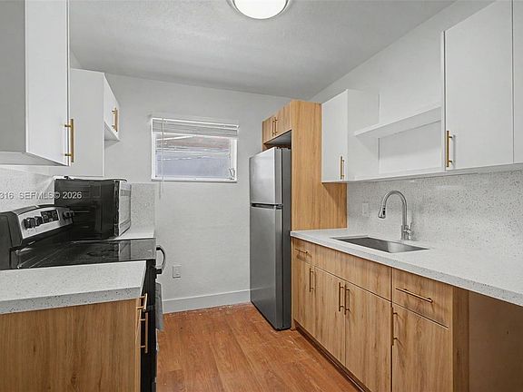 2nd image of 3170 SW 16th St #10