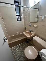 Rented by Salon Realty Corp