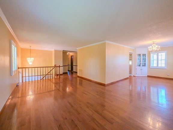 4th image of 504 N Niota Rd